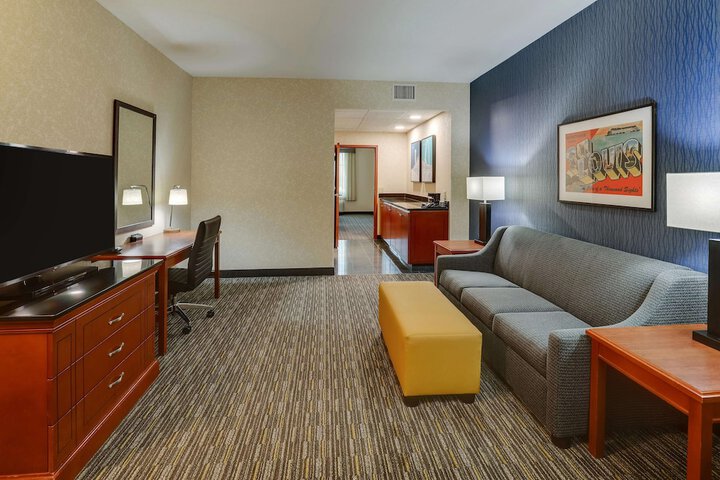 Room 14 of 48