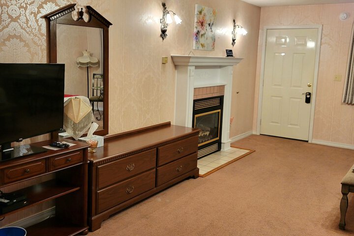 Room 96 of 125