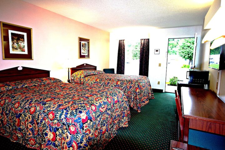 Room 25 of 39