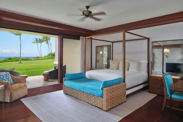 The Resort at Kapalua Bay Maui