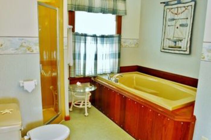 Arbor Hill Inn