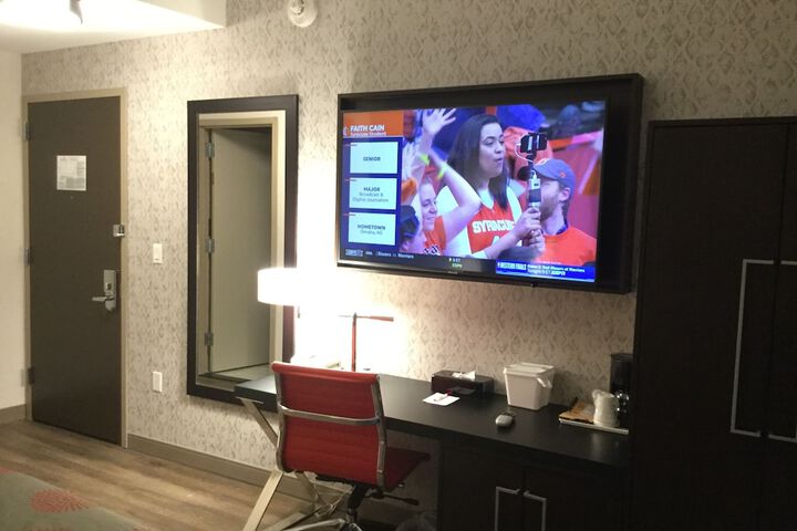 Room 12 of 26