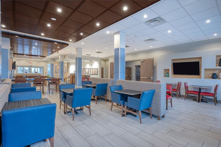 Holiday Inn Express & Suites St. Louis - Chesterfield by IHG