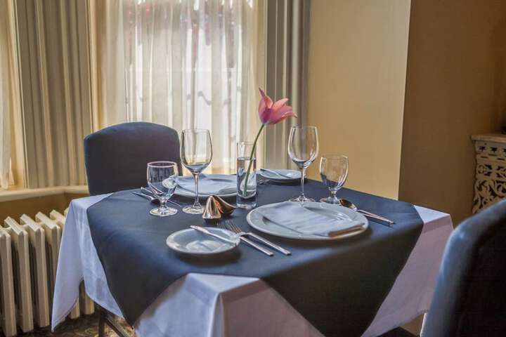 The Woodview Inn