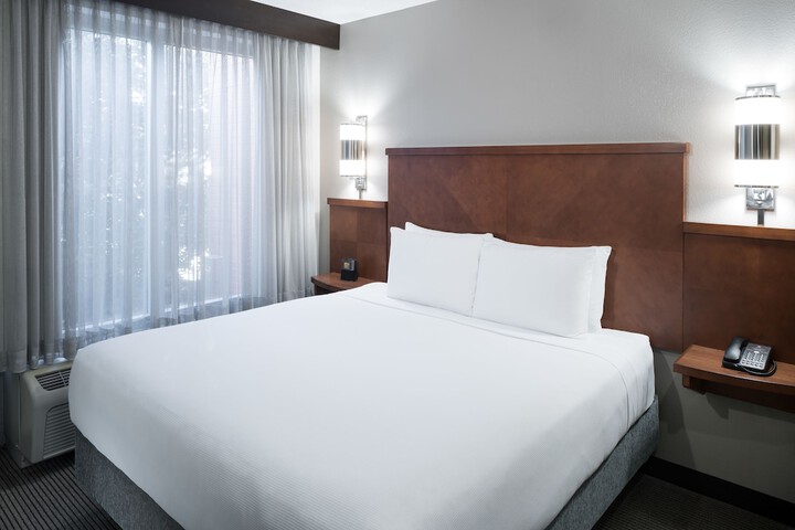 Room 18 of 35