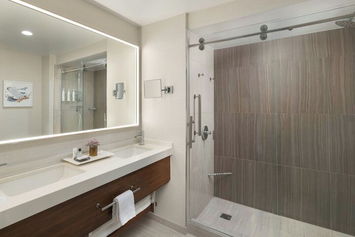 Fort Lauderdale Marriott Harbor Beach Resort & Spa