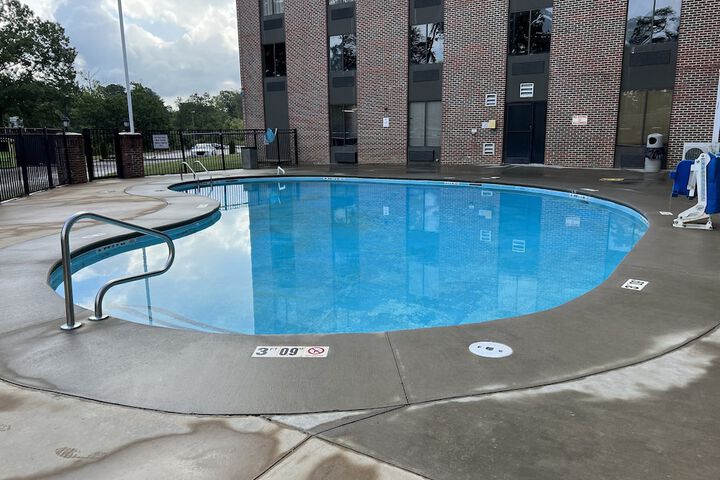 Pool 15 of 90