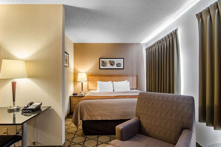 Room 14 of 36
