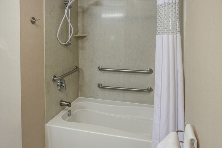 Hampton Inn & Suites Youngstown-Canfield