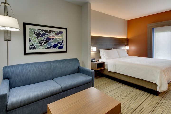 Room 51 of 81