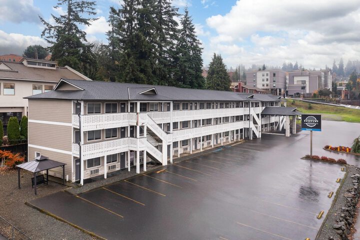 Basecamp Puyallup a Travelodge by Wyndham