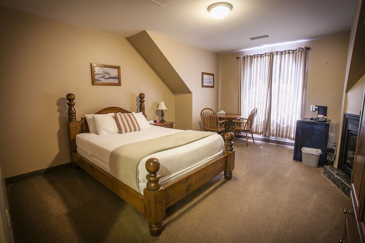 Room 46 of 82