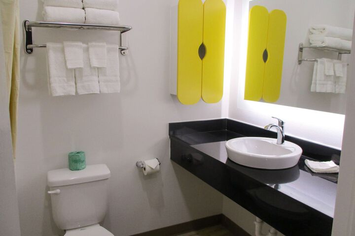 Room 14 of 29