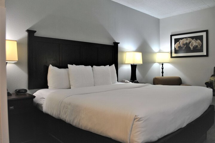 Room 35 of 51