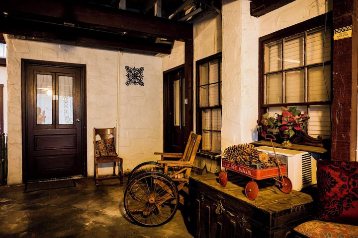Gunn House Hotel