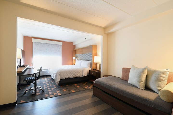 Room 9 of 41