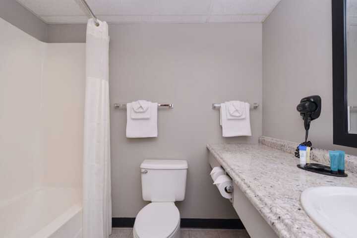 Room 18 of 27