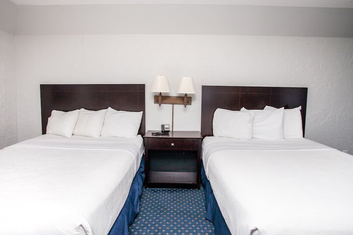 Chateau Hotel and Conference Center