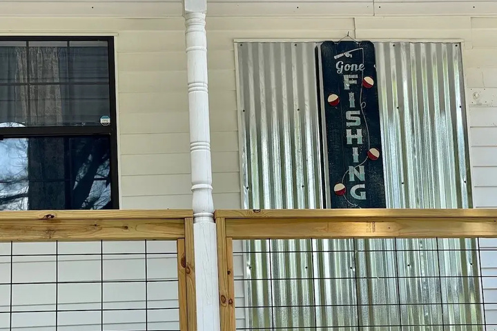 Waterfront Retreat at Rockaway With Fishing Dock 3 Bedroom Home by Redawning