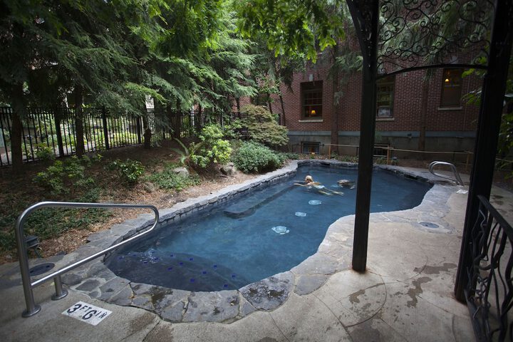 Pool 4 of 138
