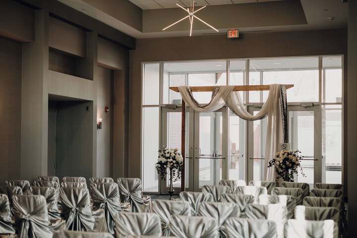 Ballroom/Hall 30 of 33