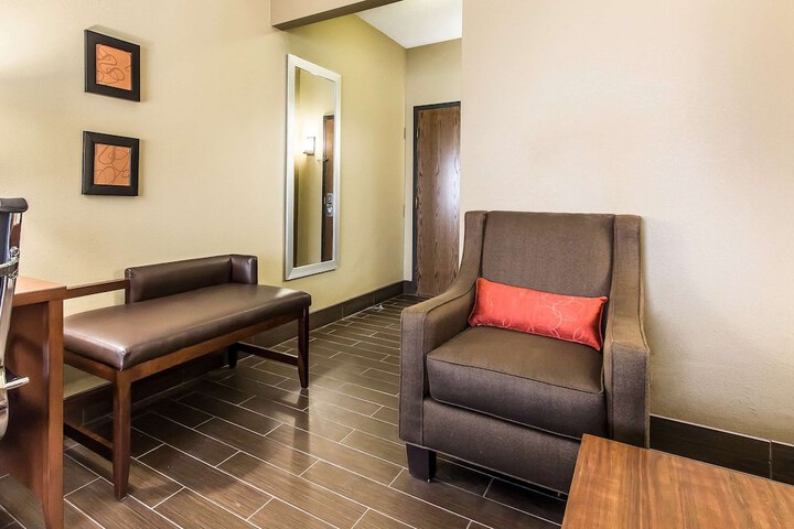 Comfort Suites Effingham Central