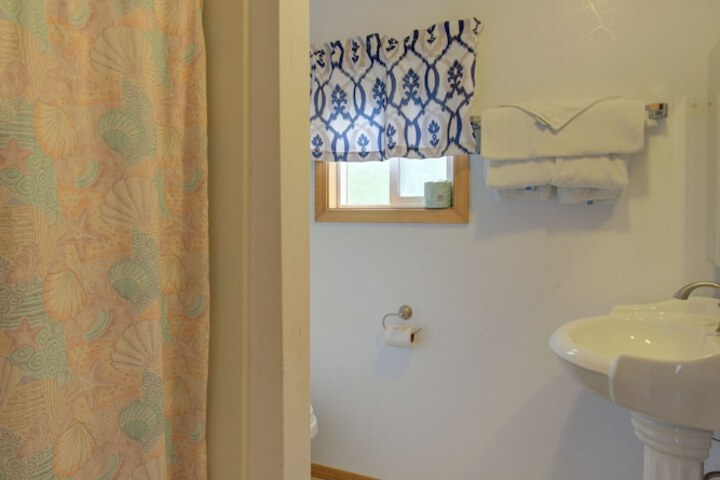 Room 15 of 29