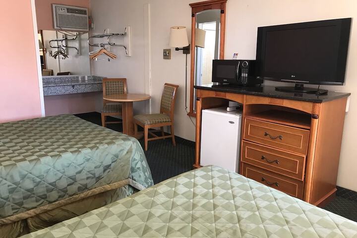 Room 45 of 80