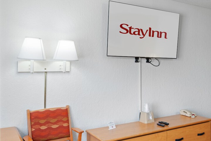 Room 16 of 49