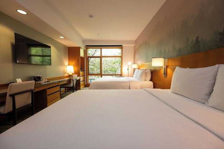 Cedarbrook Lodge