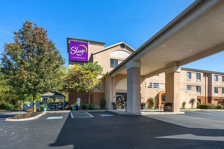 Hotel 2 of 24