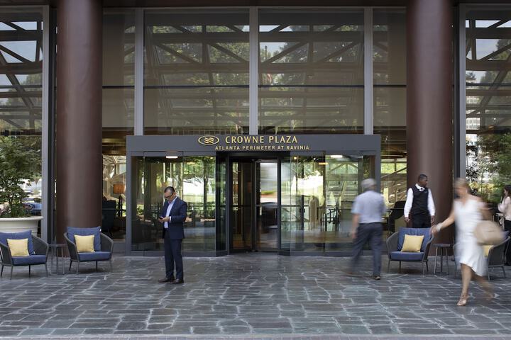 Hotel 11 of 115