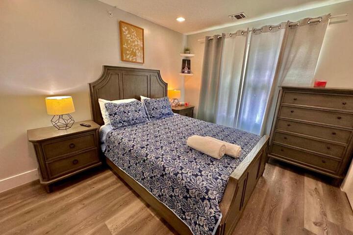 The Classy Suite - 2BR with Free Parking