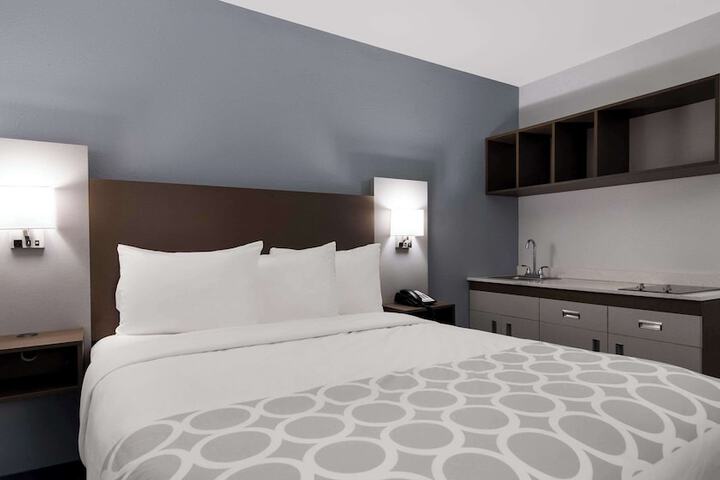 Room 17 of 20