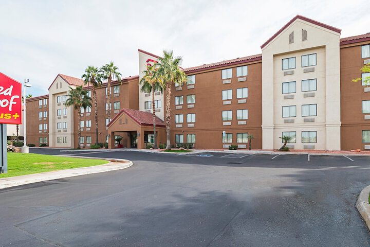Hotel 4 of 35