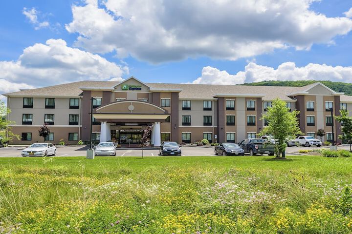 Holiday Inn Express Bradford by IHG