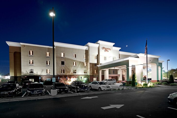 Hotel 5 of 74