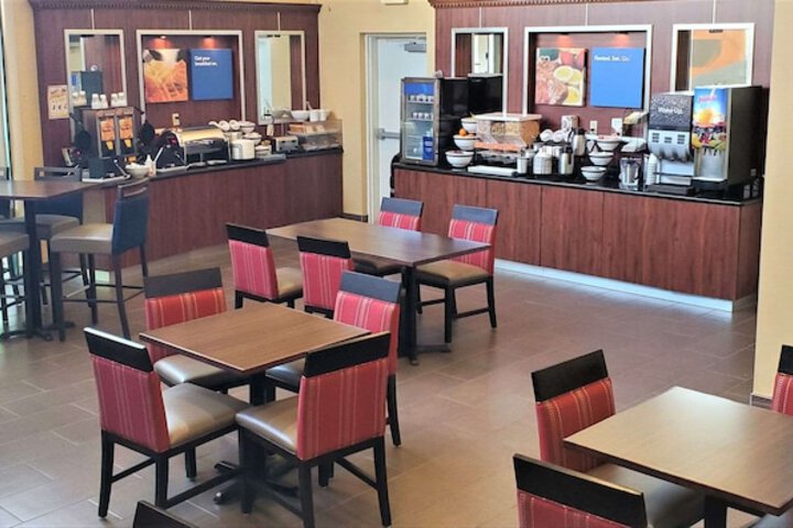Breakfast/Coffee Service 48 of 48
