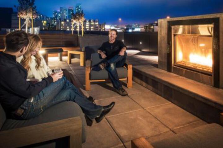Global Luxury Suites on Folsom Street