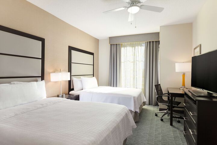 Room 16 of 35