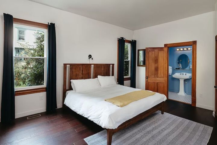 Room 43 of 52