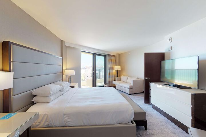 Room 27 of 75
