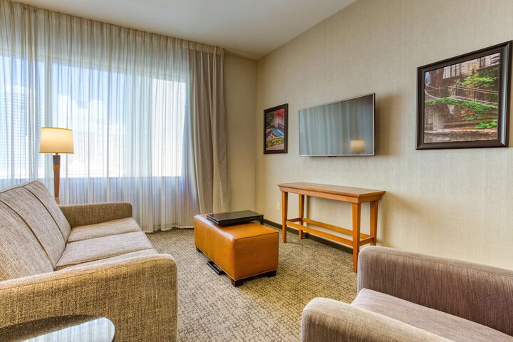 Room 49 of 168