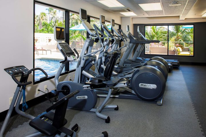 DoubleTree by Hilton Hotel Alana - Waikiki Beach