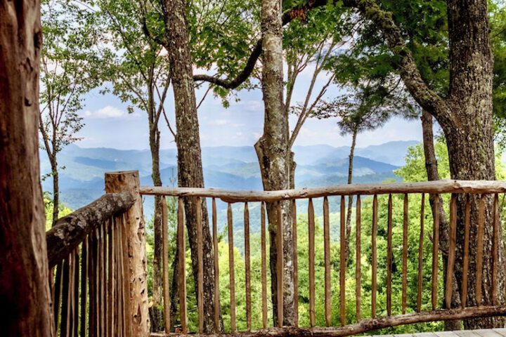 Elk & Embers Mountain Hideaway
