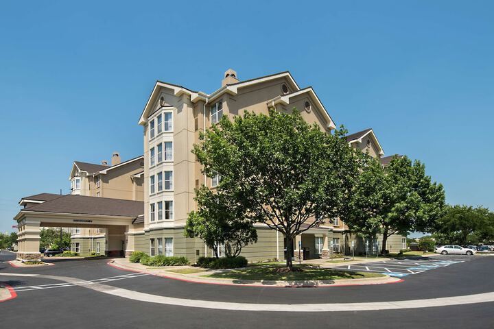 Hotel 2 of 27