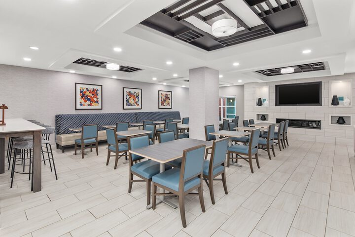 Holiday Inn Express & Suites Greenville-I-85 & Woodruff Rd by IHG