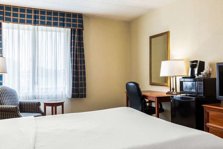Room 18 of 44