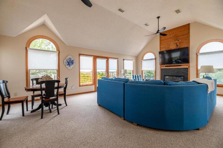 Climate Change - Duck Sea Tern, Oceanside, 280 Yds to Beach, Pool, Hot Tub, Pets OK