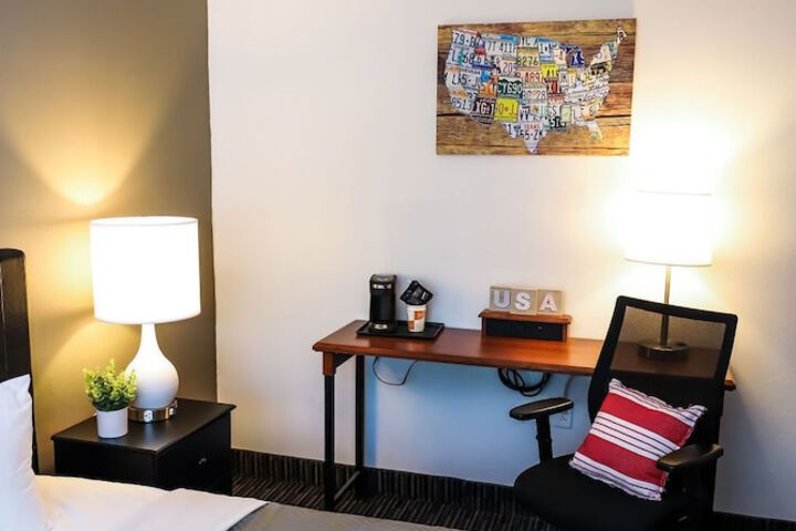 Room 19 of 27
